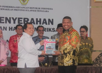 Ketua DPRD Terima Laporan Hasil Pemeriksaan Keuangan Pemerintah Kota Kendari