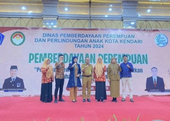 Upaya Pengendalian Inflasi, Asisten III Buka Pelatihan Kewirausahaan Usaha dan Ekonomi Perempuan