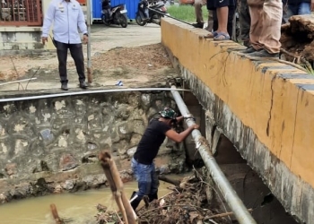 Ciptakan Wilayah Bersih dan Nyaman, Camat Poasia Rutin Gelar Kegiatan Kerja Bakti
