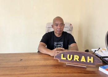 Libatkan Seluruh Komponen Masyarakat, Kelurahan Rahadouna Rutin Lakukan Kerja Bakti