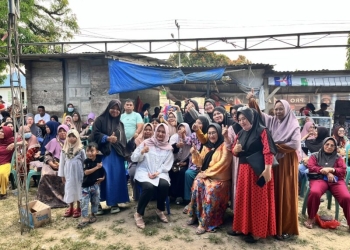 Silaturahmi Bersama Ratusan Mak-Mak di Kelurahan Wundumbatu, Giona Paparkan Program Unggulan “Kendari Berkelas”