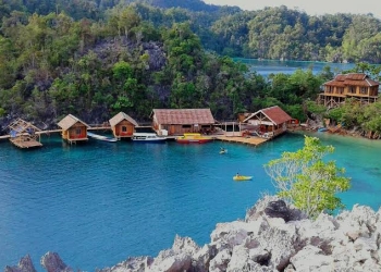 Masuk 50 Desa Wisata Terbaik Nasional, Menparekraf  Kunjungi Labengki