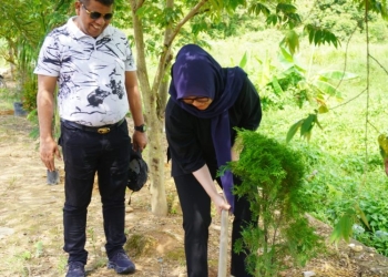 Giona-Subhan Terlibat Aktif dalam Kerja Bakti Bersama Jemaat Gereja HKBP Lepo-Lepo