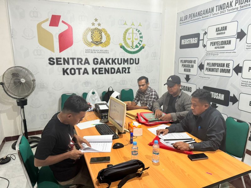 Tim Hukum Yudhi-Nirna Laporkan Dugaan Pelanggaran Pilwali Kendari ke Bawaslu, Minta PSU