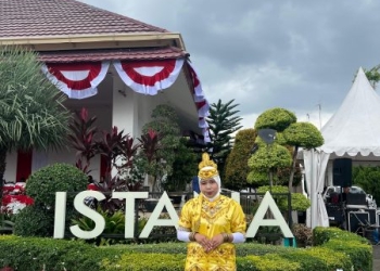 Siswi SMAN 2 Kendari, Anastasya Dwi Astuti  Wakili Sultra Pada Ajang 100 Hatta Muda Nasional
