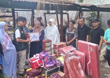 Dinsos Kota Kendari Gerak Cepat Salurkan Bantuan Kepada Korban Kebakaran di Kelurahan Bende